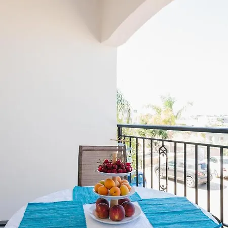 Olives Cozy Nest In Paphos Appartement